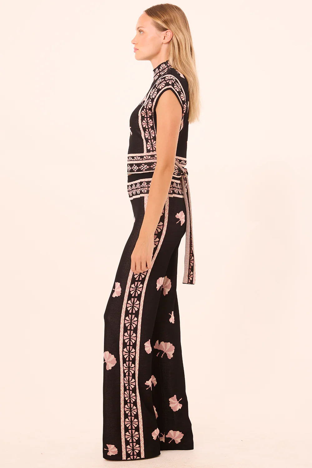 NUELA PANT - Image 3